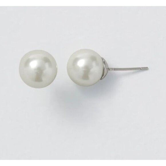 White House Black Market Jewelry - WHBM White House Black Market Glass Pearl Stud Earrings White 10mm NEW